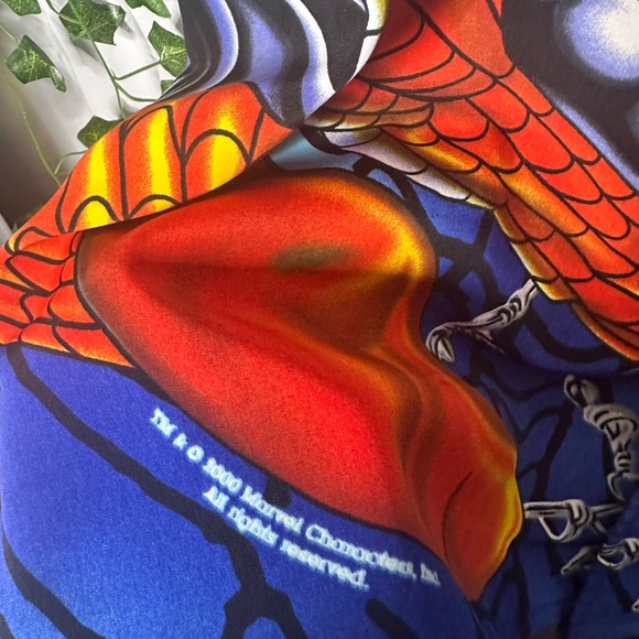 Vintage spiderman button up - Picture 3 of 7